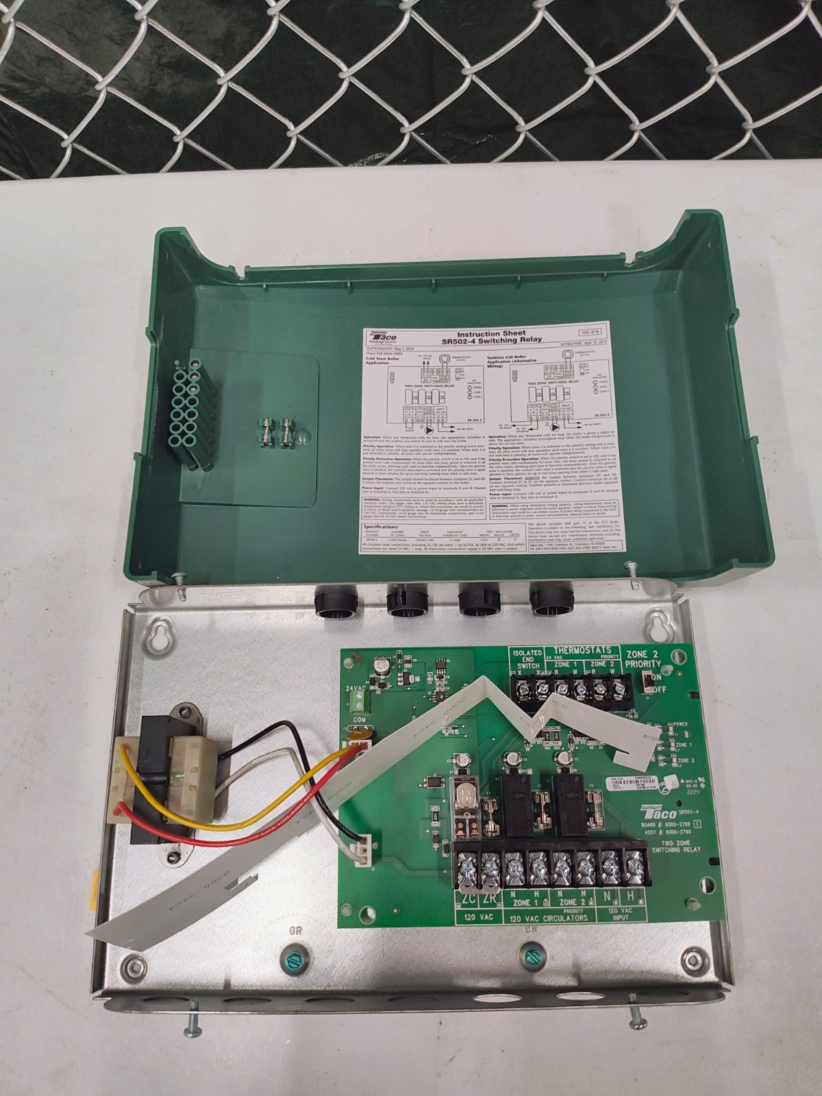Taco SR502-4 Switching Relay 2-Zone 120VAC 15A