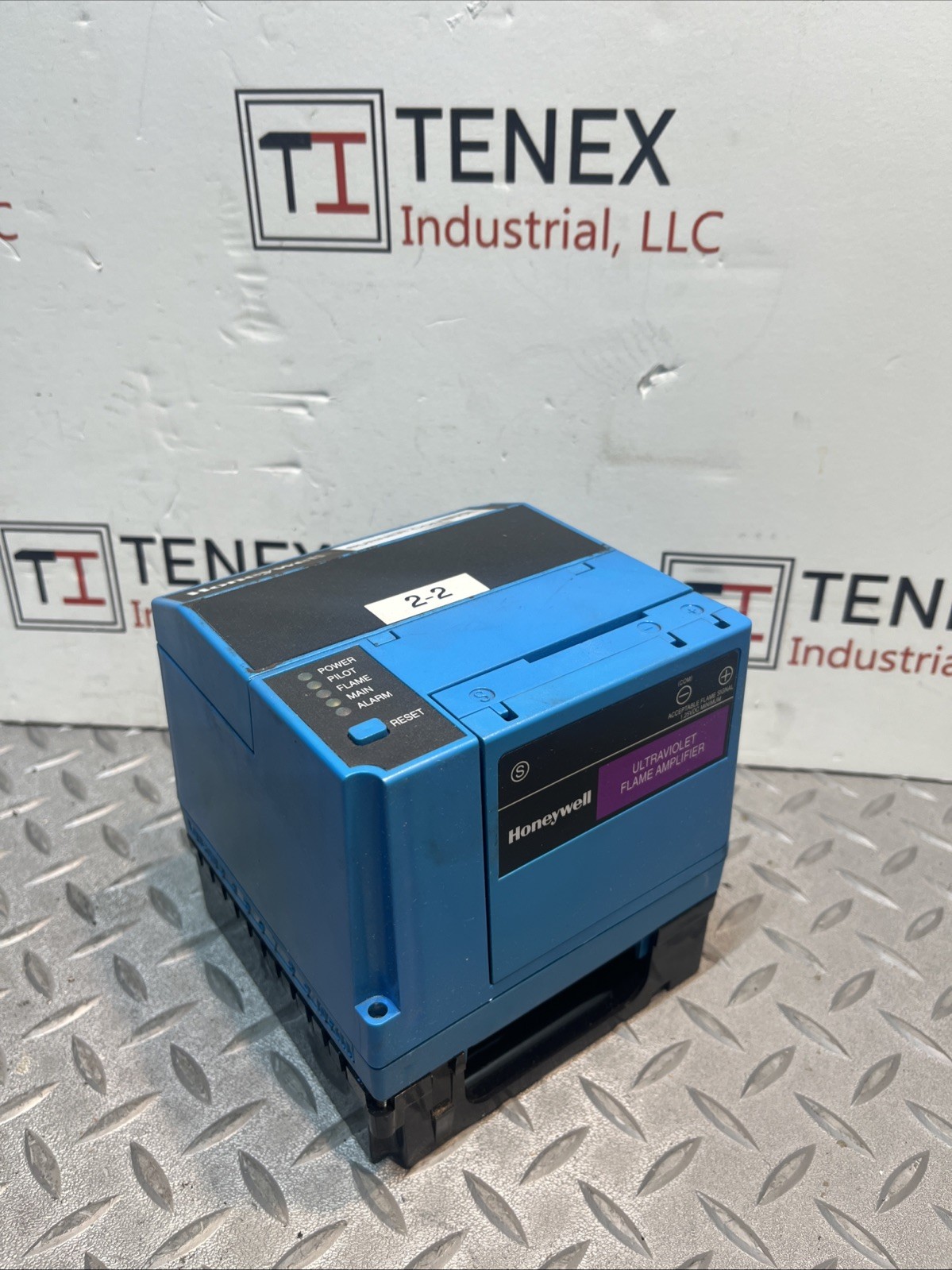 Honeywell Burner RM7895 A 1014 Control Ultraviolet Flame Amplifier E-9