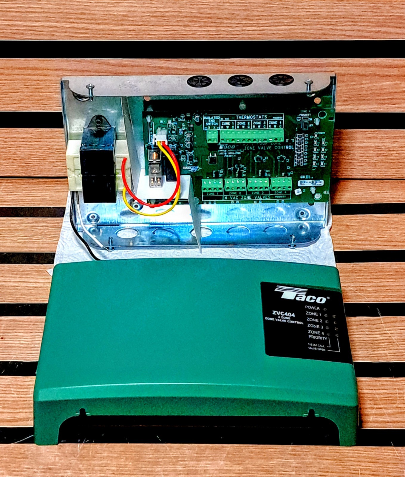 Taco ZVC404 4 Zone Valve Control Hydronic Heating Boiler Pump Relay Module Panel