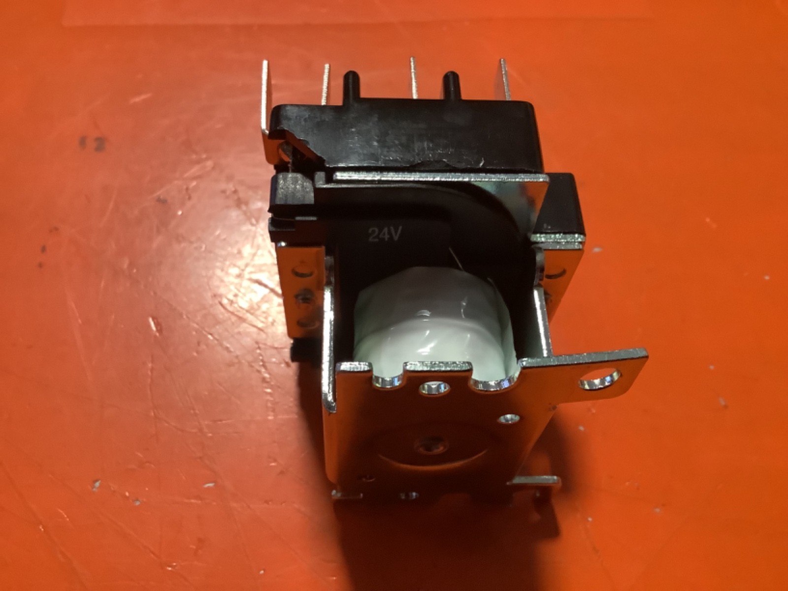 90-340 Switching Fan Relay DPDT 24 Volt Coil also replaces Honeywell R8222D1014