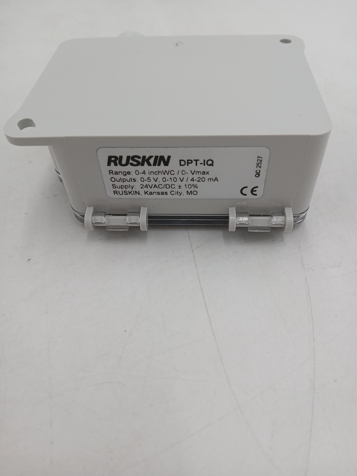 Ruskin DPT-IQ 61217600 Flow Meter Transducer Pressure Sensor NEMA3 IP54 New