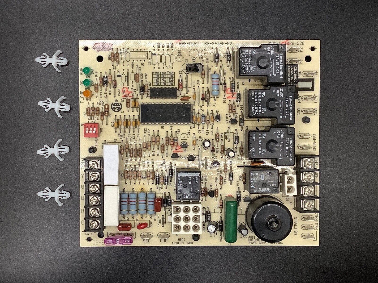 90-DAY WARRANTY 62-24140-02 Furnace control board for Rheem, Ruud, etc. 1028-928