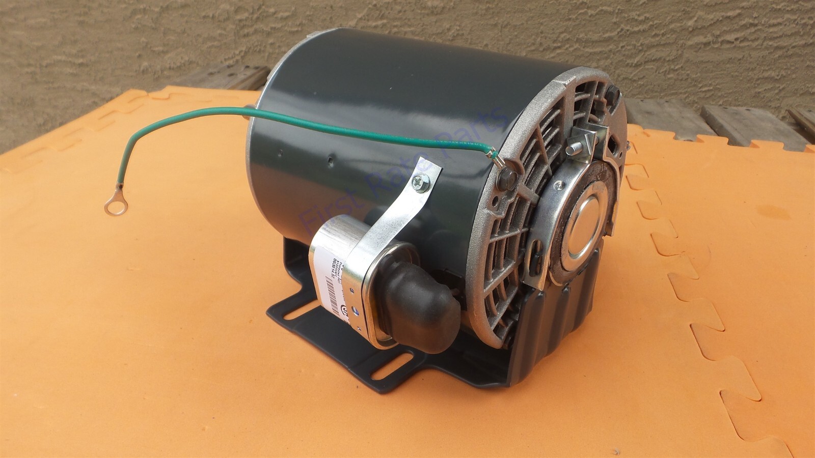 Heatcraft Refrigeration 7071207 Fan Motor 7071207S Bohn Hussmann 1/4HP 230V NEW
