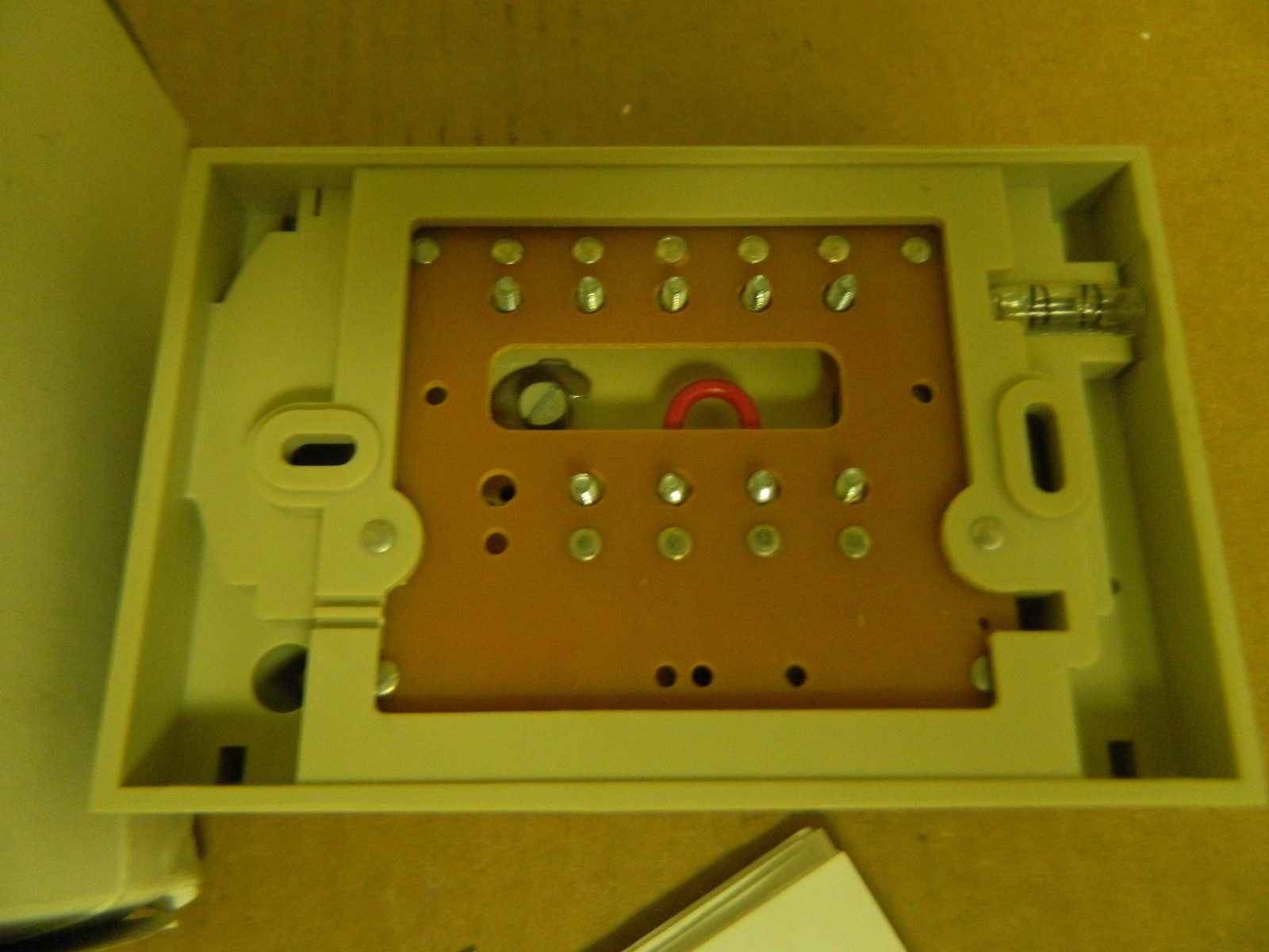 White-Rodgers Staging Thermostat 1C70-1 1C701 50ºF-90ºF 40ºF-100ºF 30V New