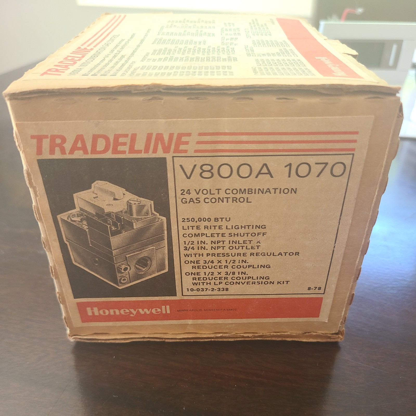 Honeywell V800A 1070 Standard Pilot Combination Gas Valve Control