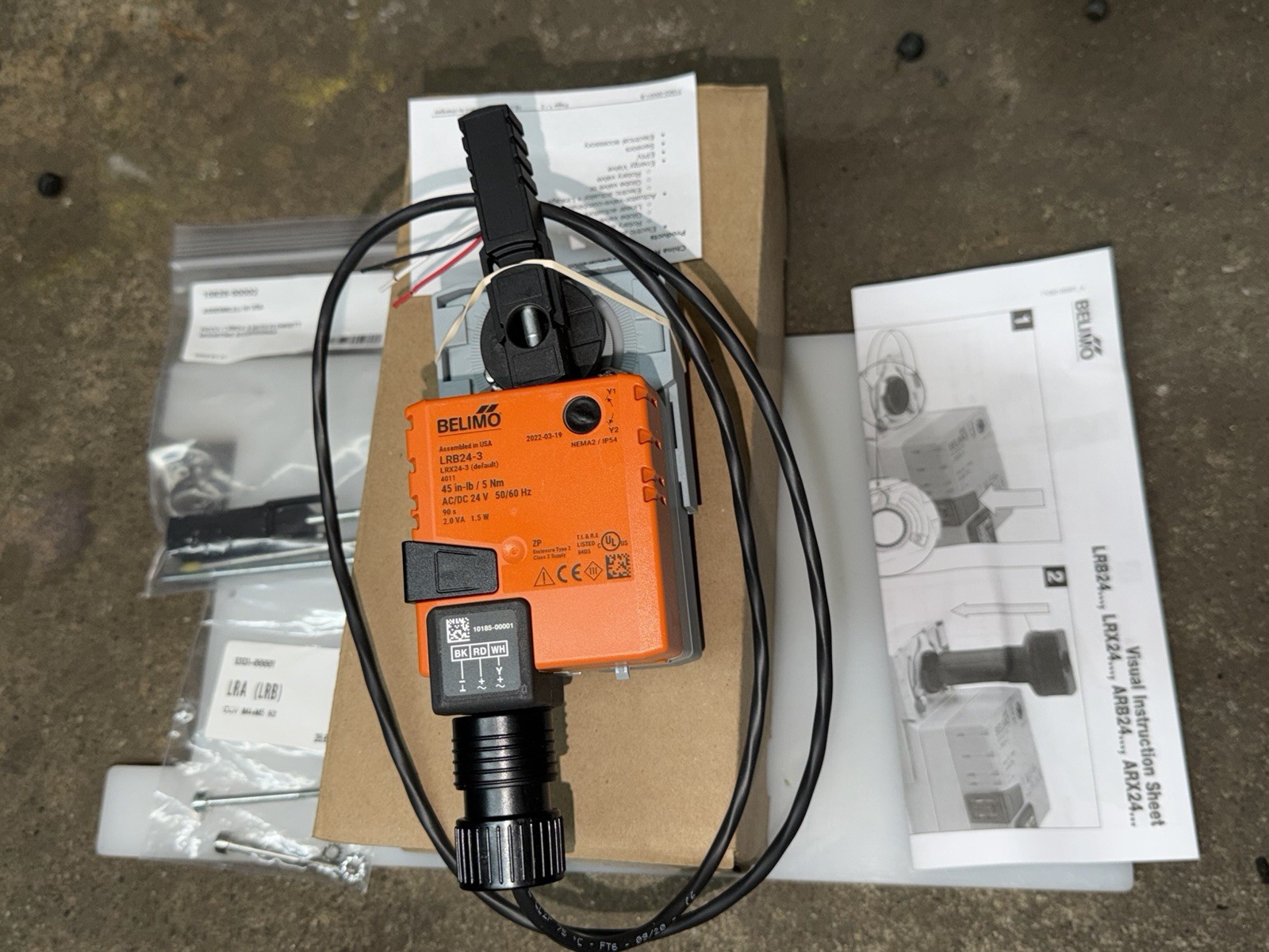 BELIMO LRB24-3 Elect Ball Valve Actuator, 24V AC/DC 40LV92