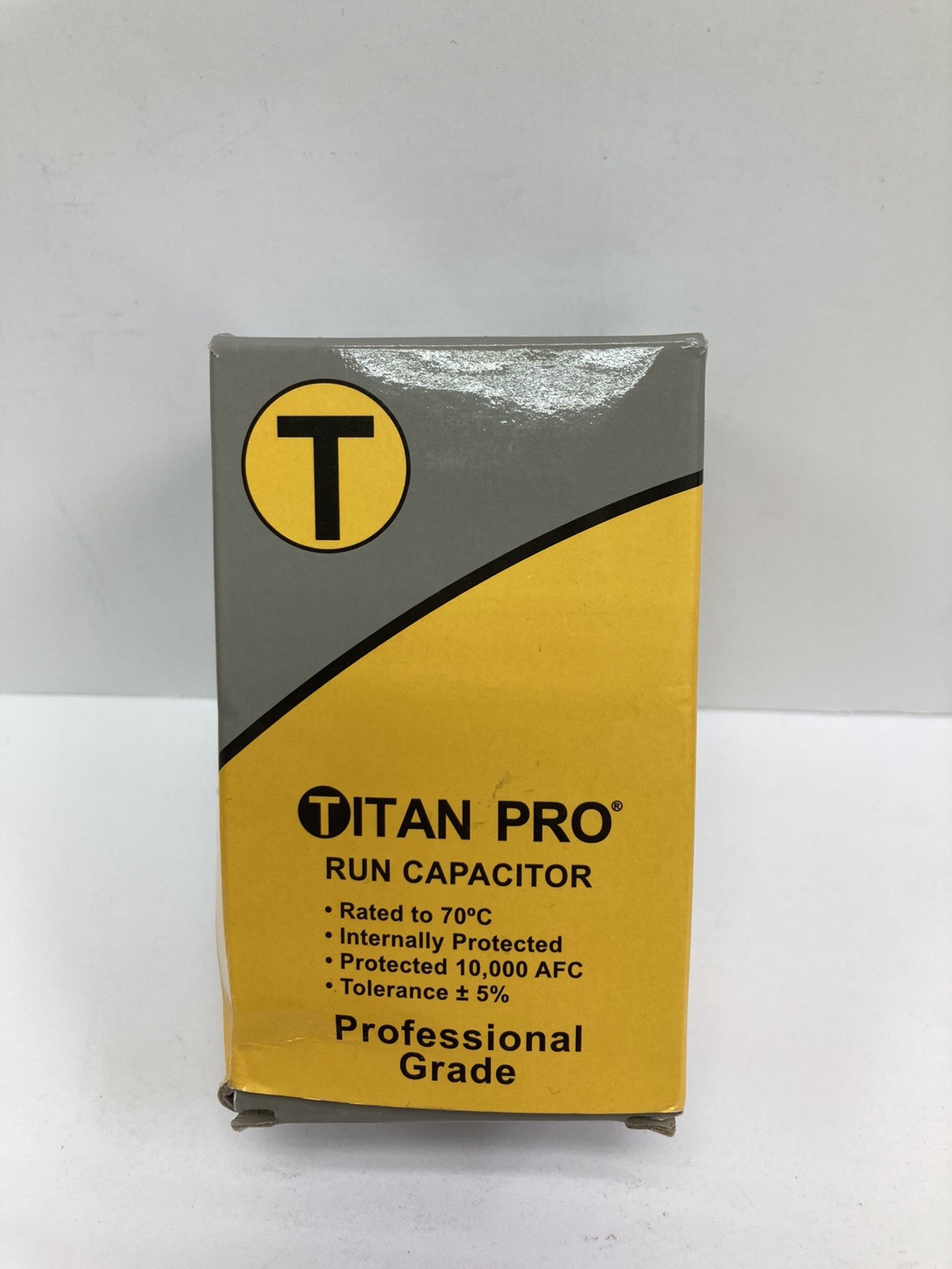 Titan Pro TRCFD405 Dual Rated Motor Run Capacitor Round MFD 40/5 Volts 440/370