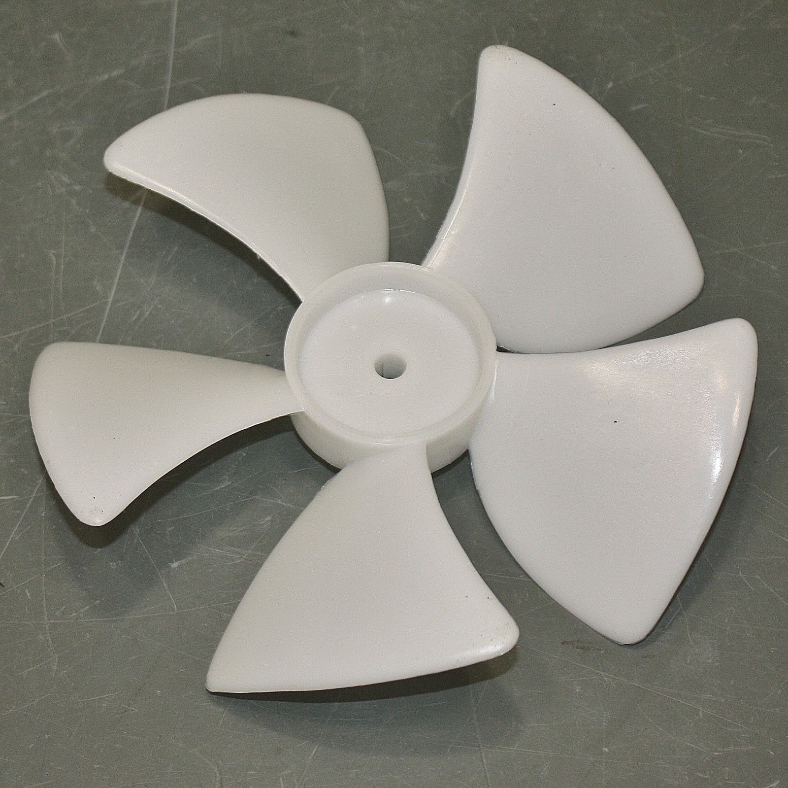 (15) Thorgren Fan Propeller 5C178, 7″ OD, 5/16″ Bore, 5 Blade, CW, White Plastic
