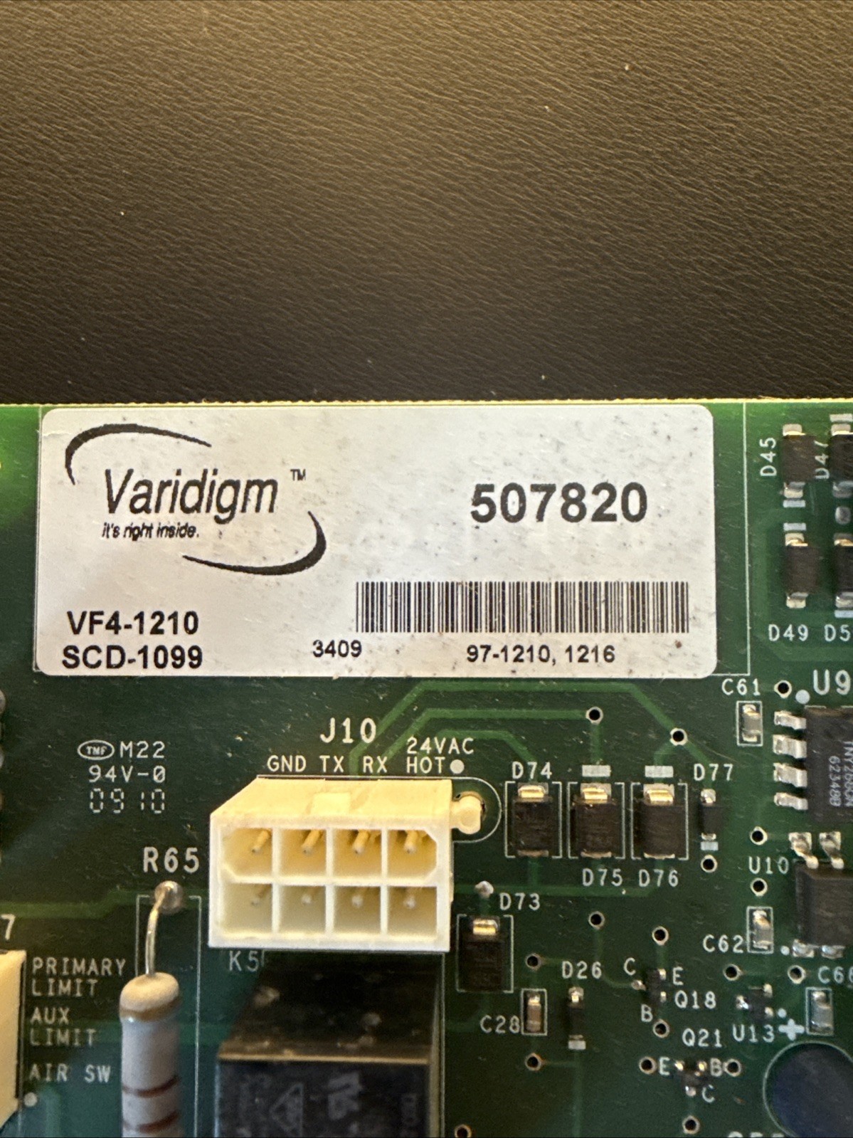 York Luxaire VARIDIGM 507820 Control Circuit Board SCD-1102 VF4-1210