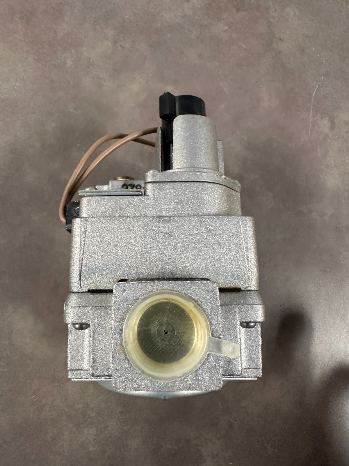 White Rodgers Division 36C68 423 Universal Fast Open Manifold Gas Valve