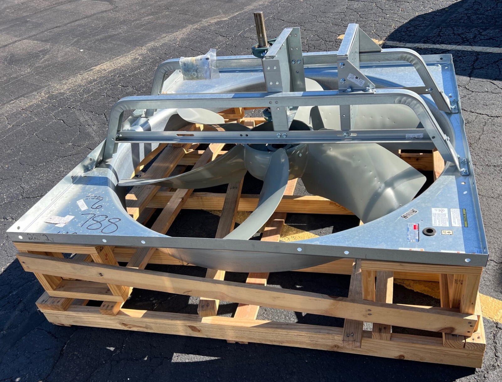 DAYTON 1AHA7 EXHAUST FAN, 60″ BLADE DIA., LESS DRIVE PACKAGE, BELT DRIVE, NEW!!