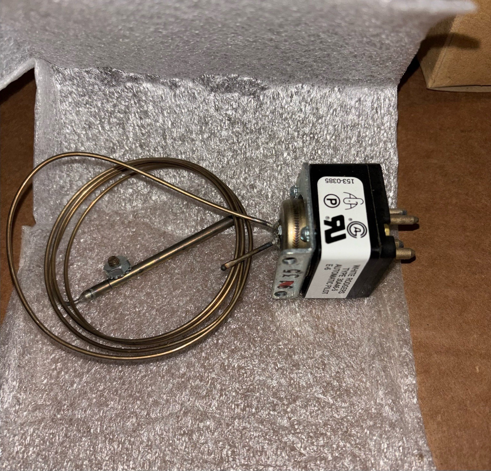 White Rodgers 30A46-5 Flame Sensor Automatic Pilot 30A46-5 Emerson New w papers
