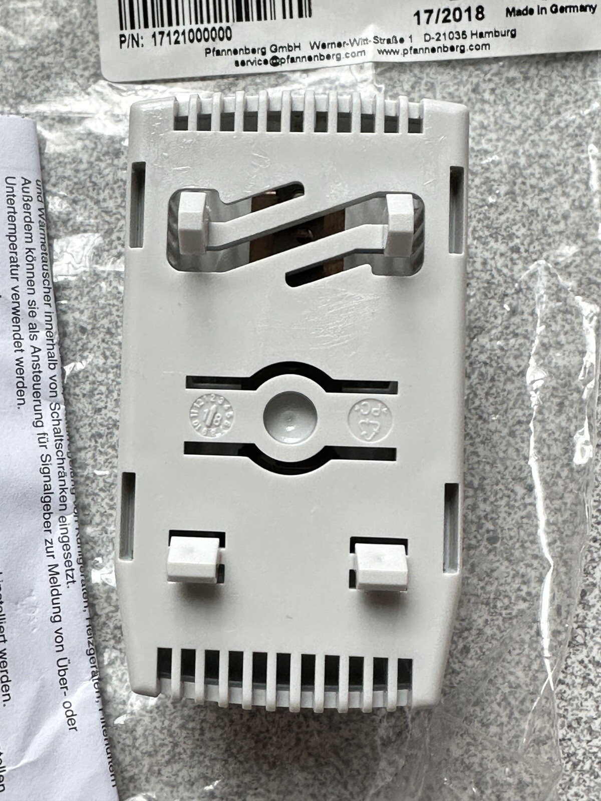 NEW PFANNENBERG FLZ530 THERMOSTAT 32-140 DEGREES 10 AMP 120-240VAC 0-60 deg. C