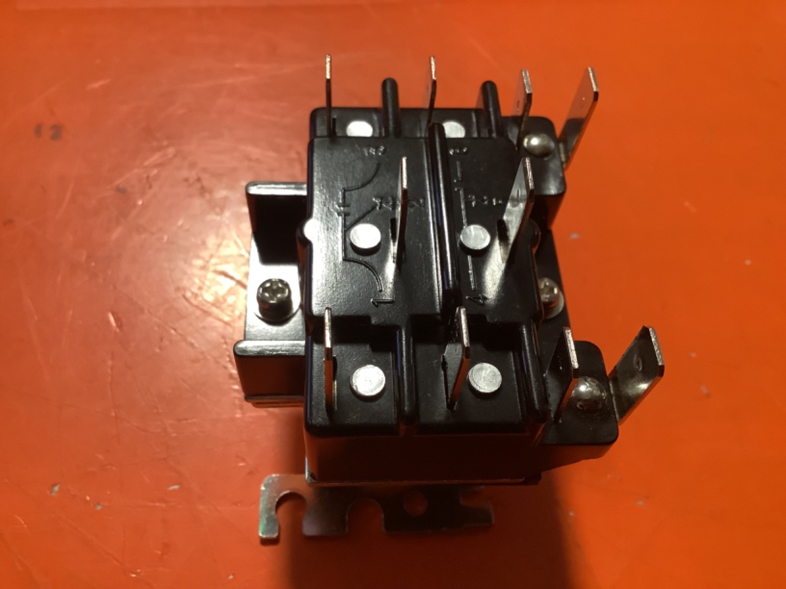90-340 Switching Fan Relay DPDT 24 Volt Coil also replaces Honeywell R8222D1014