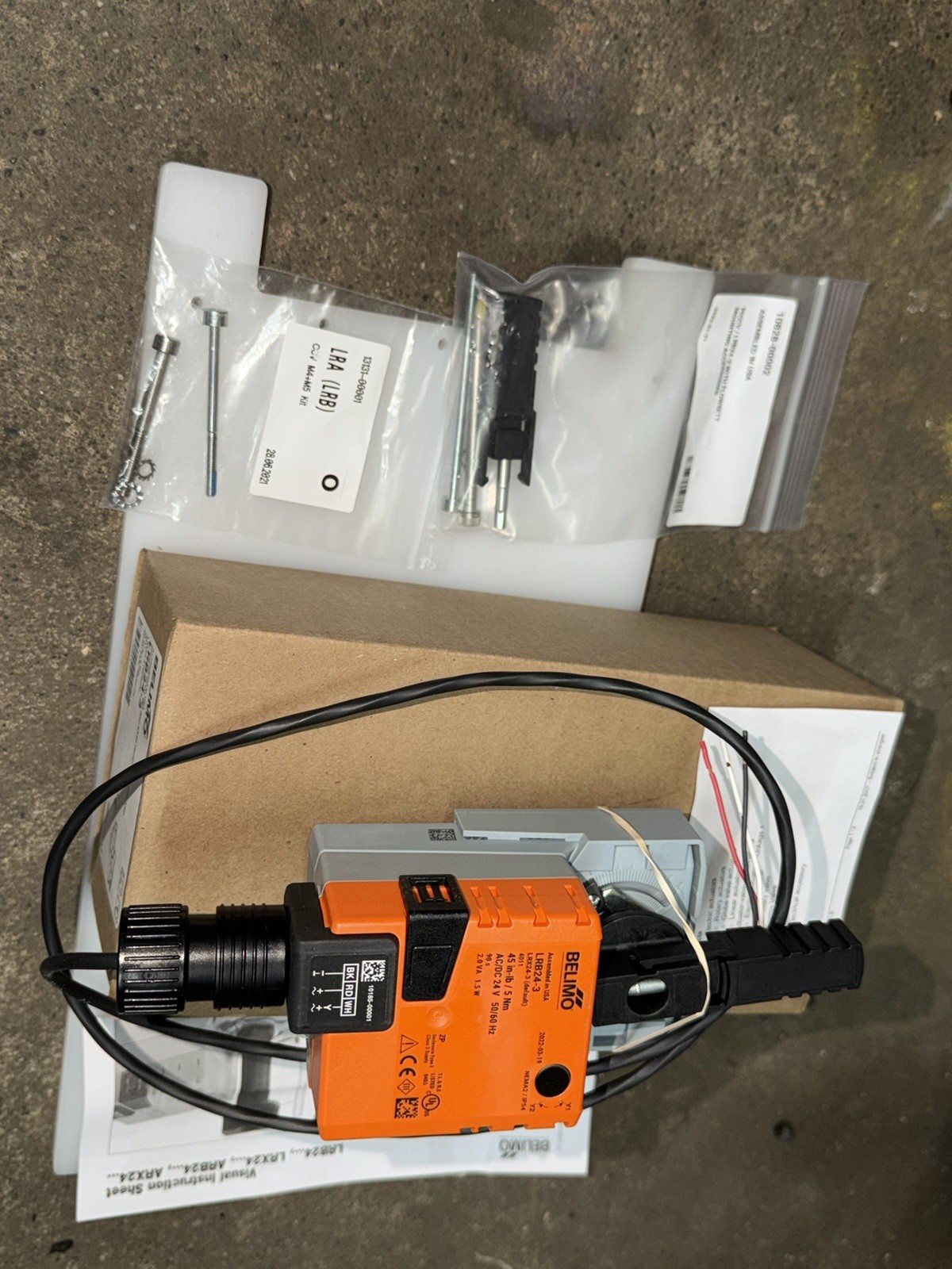 BELIMO LRB24-3 Elect Ball Valve Actuator, 24V AC/DC 40LV92