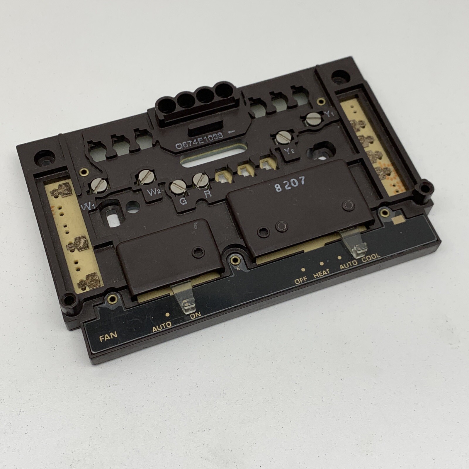 Honeywell Q674E 1098 Multi-Stage Thermostat Subbase OFF-HEAT-AUTO-COOL