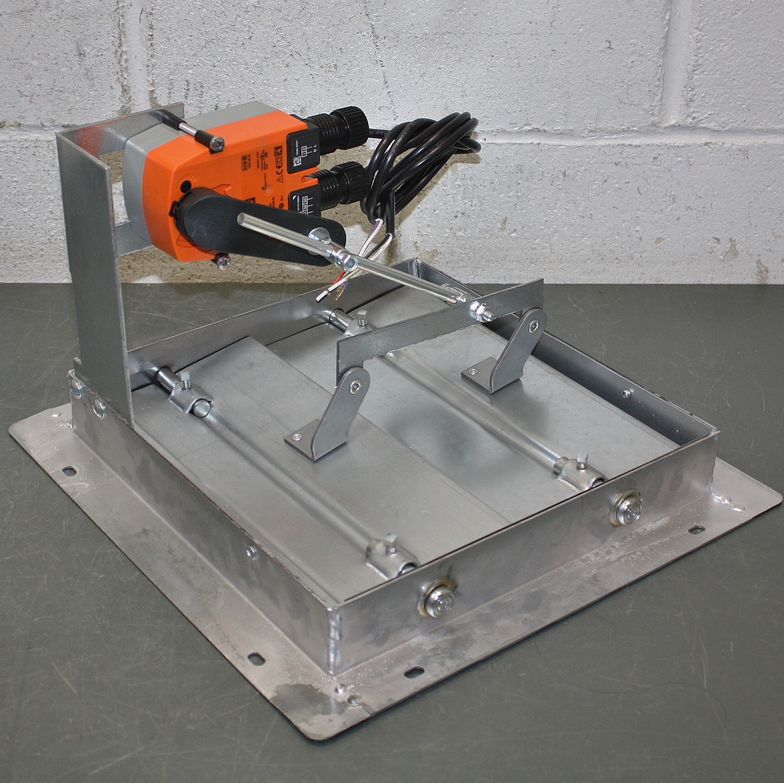 Dayton Motorized Control Damper 3HHP3, 12″ Square, 100-240V AC, Belimo Actuator